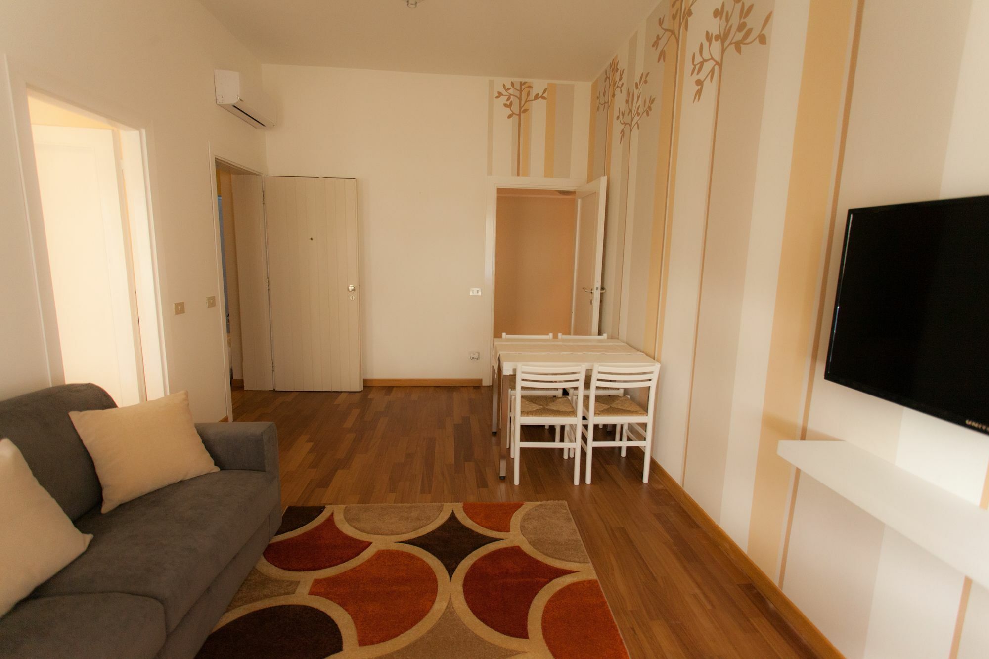 Apartments Sforza Μιλάνο Εξωτερικό φωτογραφία